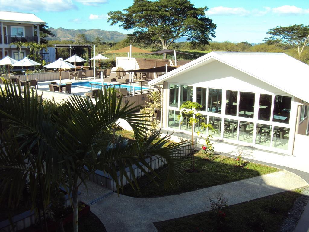 Hotel Colibri Koné Buitenkant foto