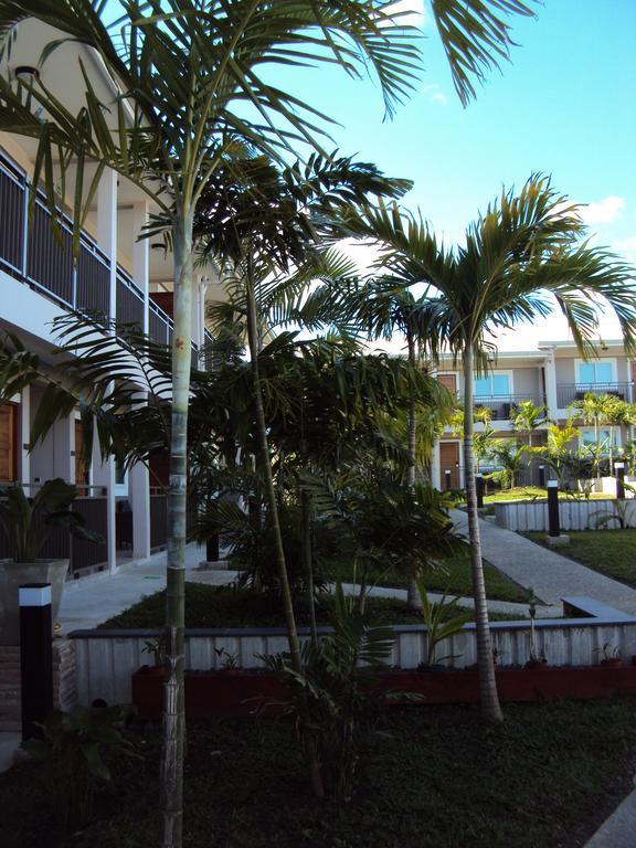 Hotel Colibri Koné Buitenkant foto